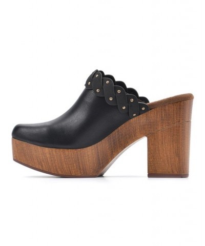 Women's Toss Up Clogs Black $48.45 Shoes